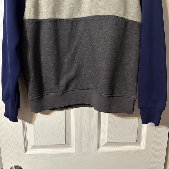Mens IZOD Advantage Performance Long Sleeved Pullover - Picture 3 of 14